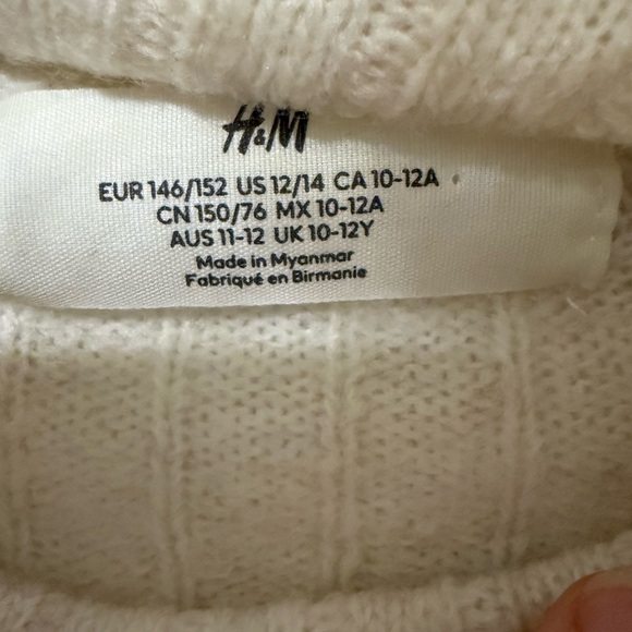 H&M Cream Cowl Neck Sweater - Picture 3 of 3